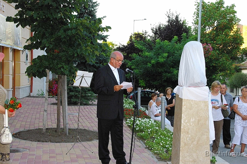 munkacsy_szoboravatas_2009_012.jpg