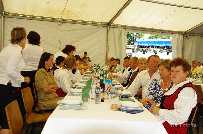 unnepimusor_mmmh_2009_004.jpg