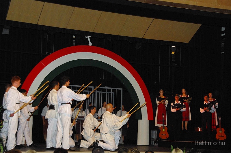 unnepimusor_mmmh_2009_019.jpg