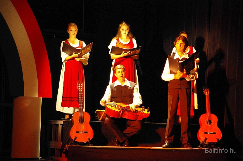 unnepimusor_mmmh_2009_024.jpg