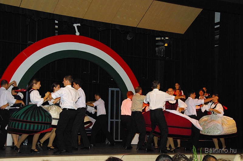 unnepimusor_mmmh_2009_029.jpg