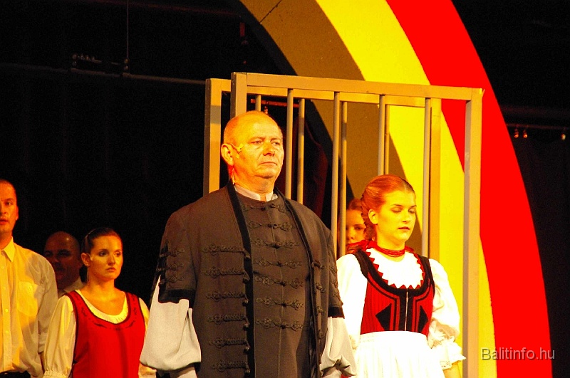 unnepimusor_mmmh_2009_047.jpg