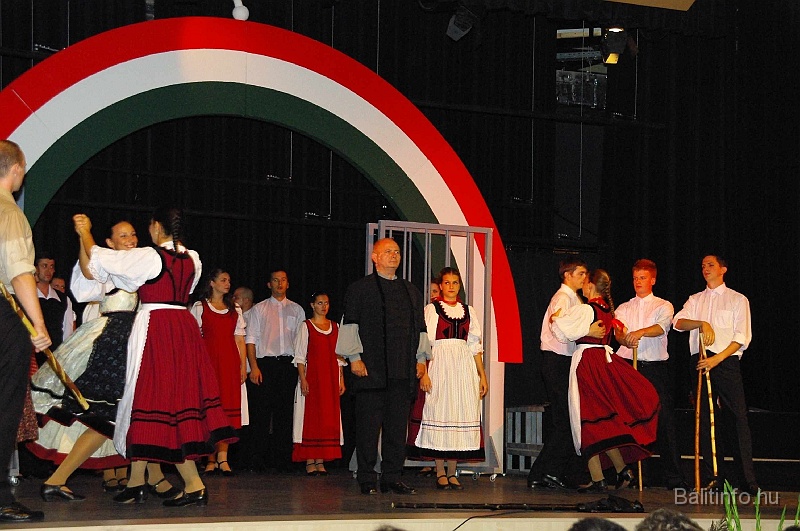 unnepimusor_mmmh_2009_048.jpg