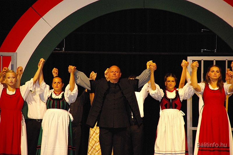 unnepimusor_mmmh_2009_053.jpg
