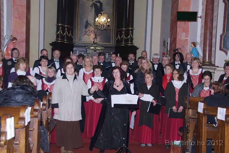 torokbalint_cantabile_korus_ipolysagon_2012_030.jpg