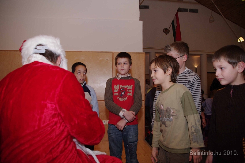 erdelyiegyesulet_mikulas_2010_043.jpg
