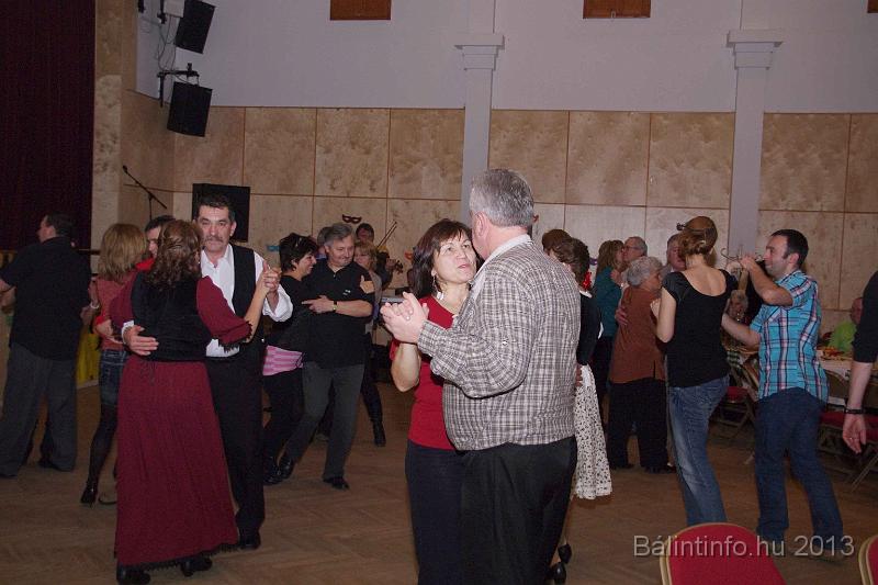 hagyomanyorzo_bal_2013_126.jpg