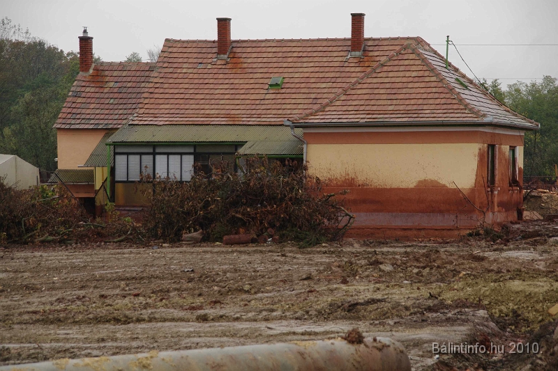 kolontar_adomany_2010_008.jpg