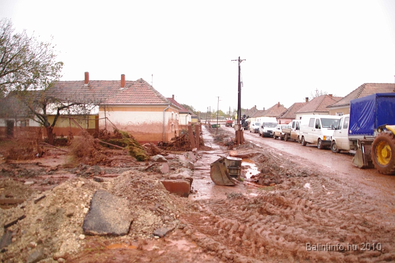 kolontar_adomany_2010_048.jpg