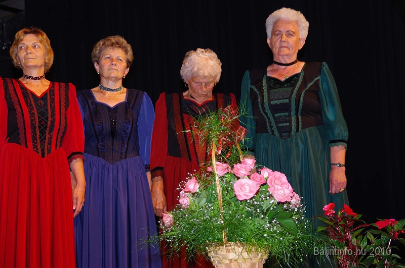 nyugdijas_klub_evfordulo_2010_038.jpg