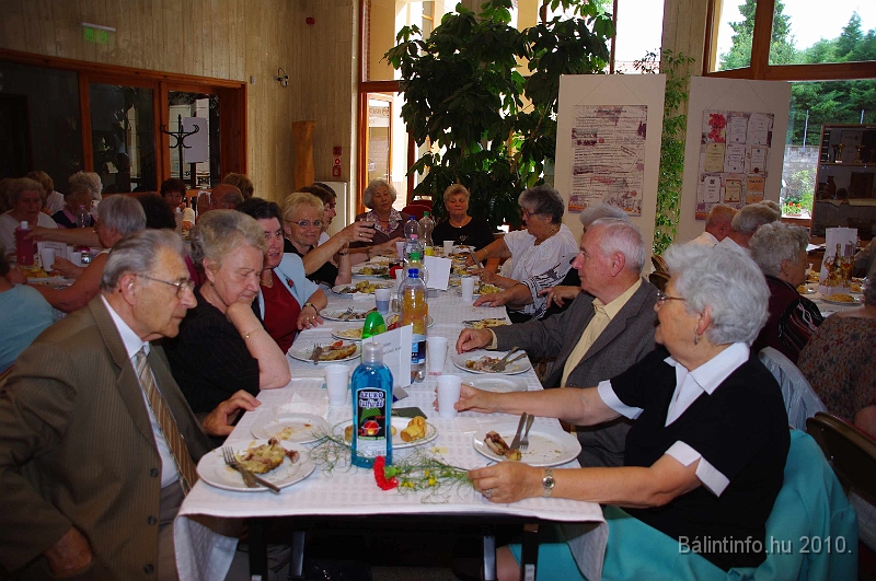 nyugdijas_klub_evfordulo_2010_049.jpg