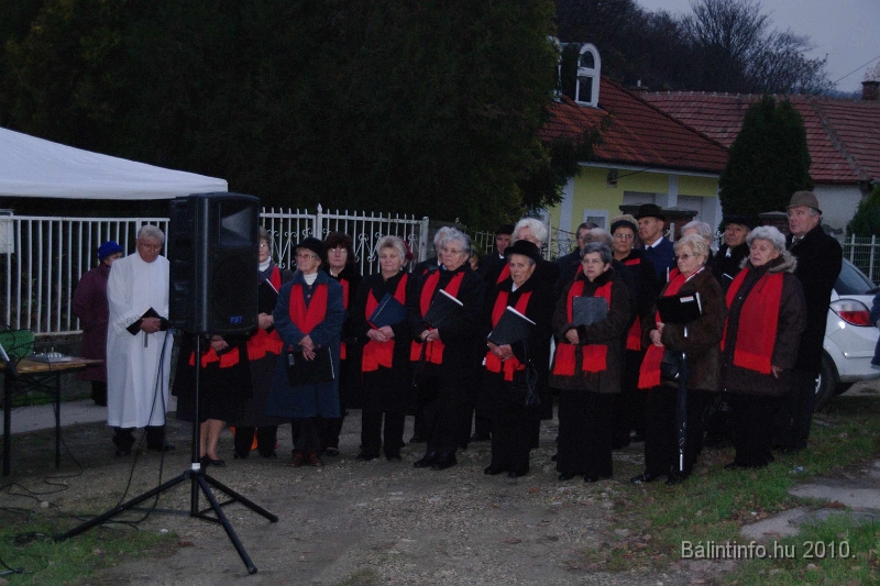 Kereszt_ujraszentelese_munkacsy_mihaly_u_2010_003.jpg