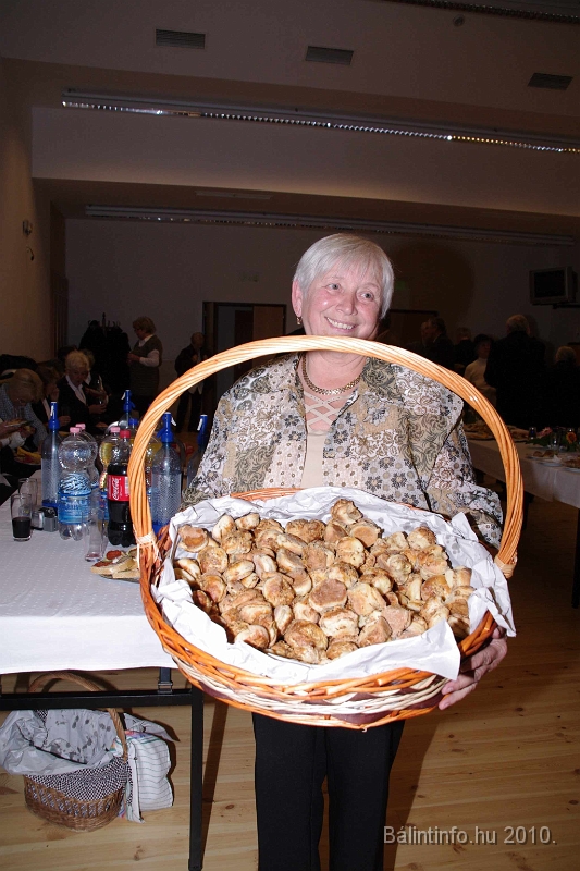 Kereszt_ujraszentelese_munkacsy_mihaly_u_2010_036.jpg
