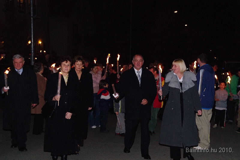 oktober23_unnepseg_2010_021.jpg