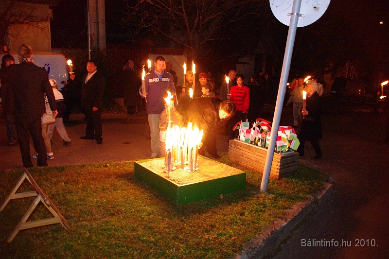 oktober23_unnepseg_2010_026.jpg