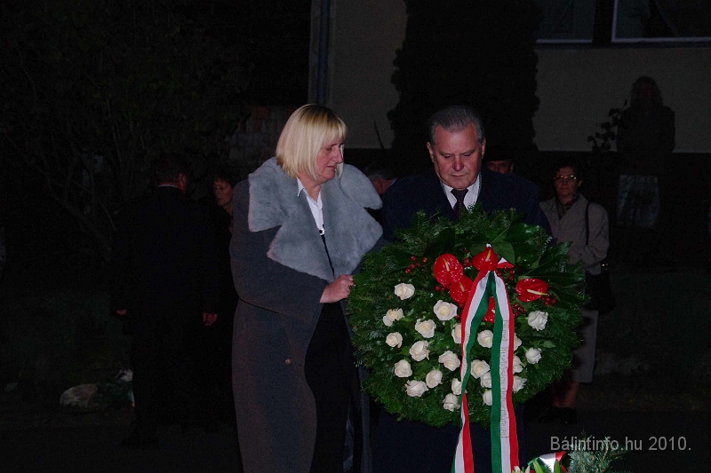 oktober23_unnepseg_2010_030.jpg