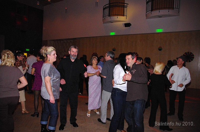 retrofarsang_2010_011.jpg