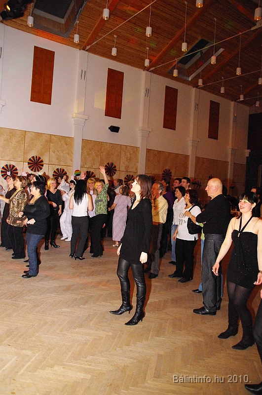 retrofarsang_2010_046.jpg
