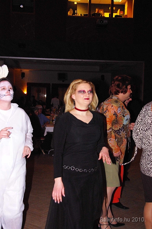retrofarsang_2010_053.jpg