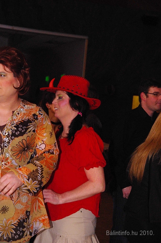 retrofarsang_2010_055.jpg