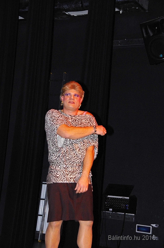 retrofarsang_2010_061.jpg