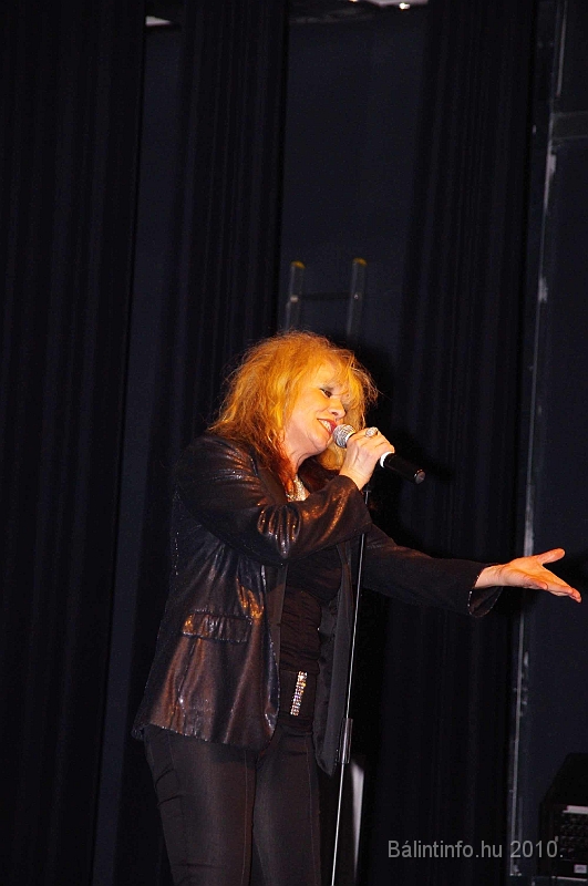 retrofarsang_2010_068.jpg