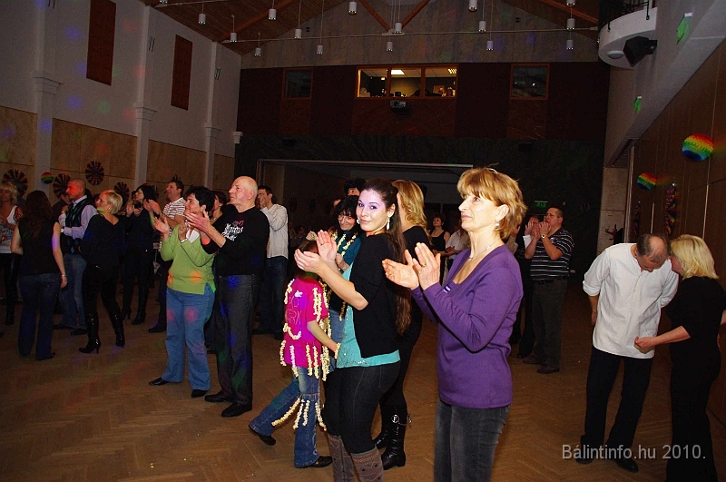 retrofarsang_2010_071.jpg