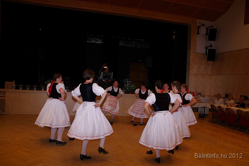 locsolobal_torokbalint_2012_032.jpg