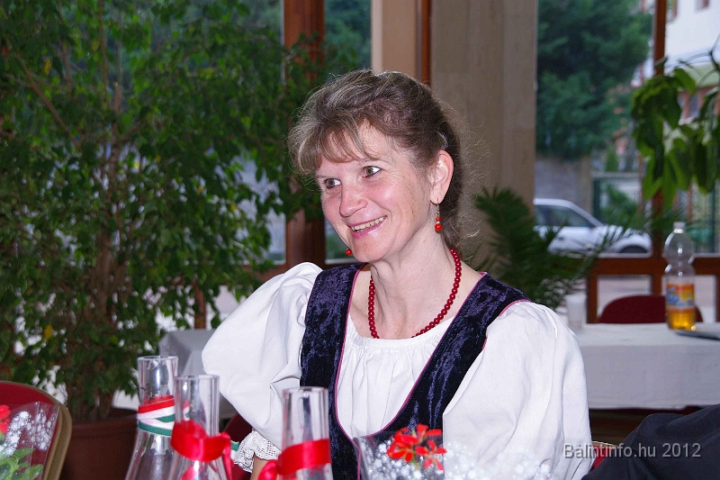 locsolobal_torokbalint_2012_043.jpg