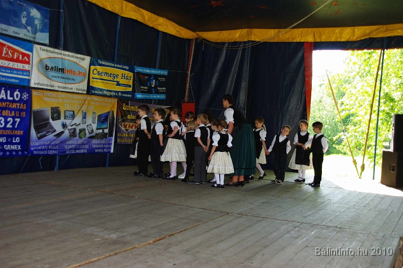 varosi_majalis_fellepok_2010_002.jpg