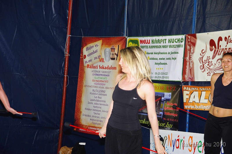 varosi_majalis_fellepok_2010_016.jpg