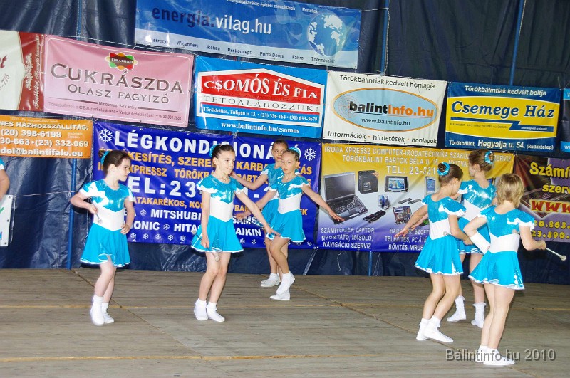 varosi_majalis_fellepok_2010_030.jpg