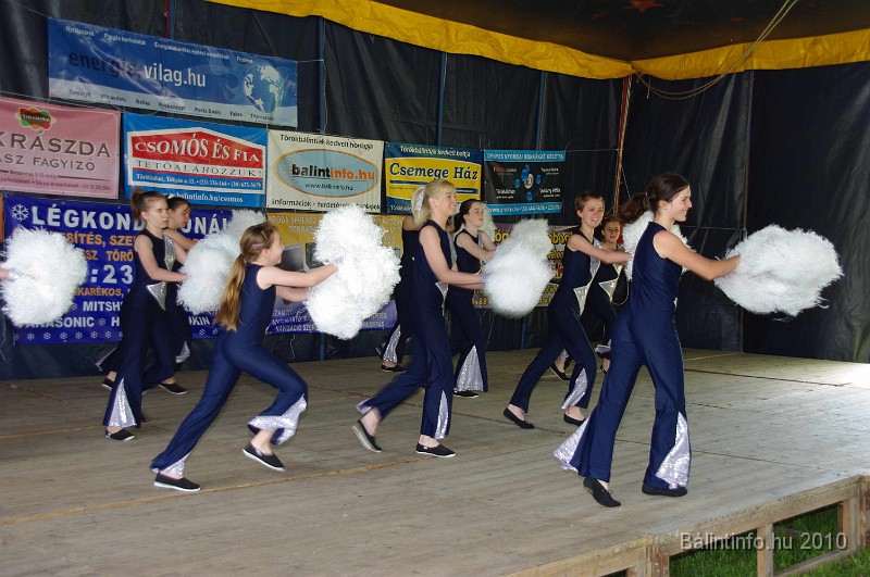 varosi_majalis_fellepok_2010_045.jpg