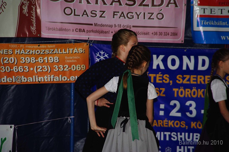varosi_majalis_fellepok_2010_056.jpg