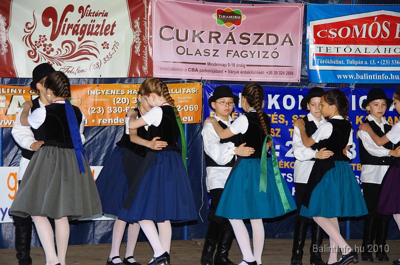 varosi_majalis_fellepok_2010_064.jpg