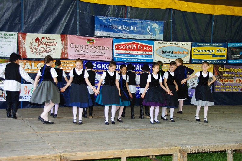 varosi_majalis_fellepok_2010_066.jpg