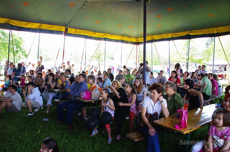 varosi_majalis_fellepok_2010_067.jpg