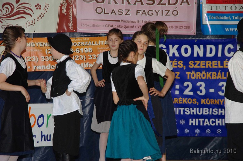 varosi_majalis_fellepok_2010_070.jpg