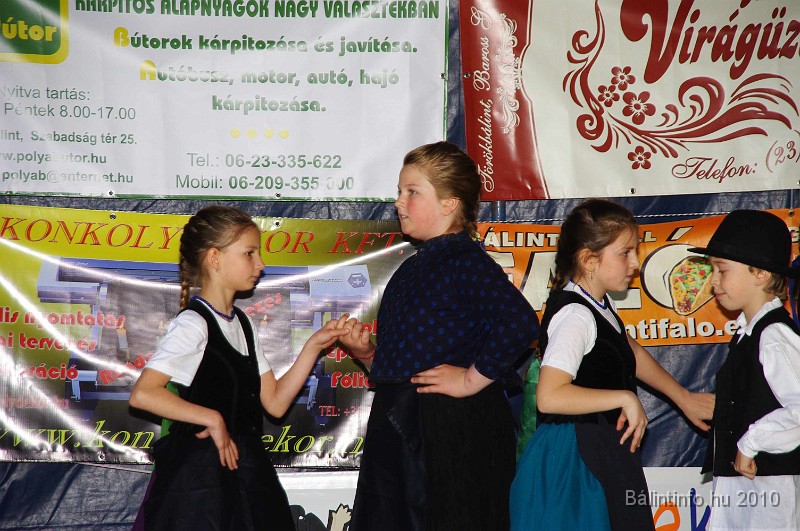 varosi_majalis_fellepok_2010_074.jpg