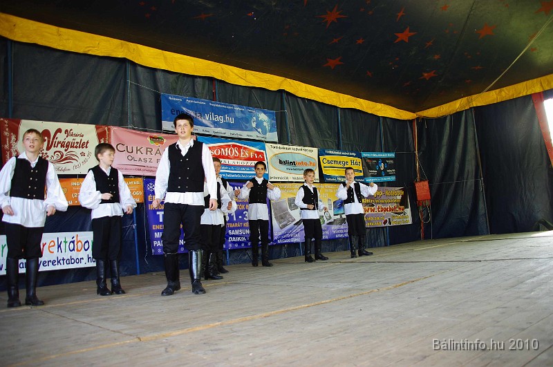 varosi_majalis_fellepok_2010_082.jpg