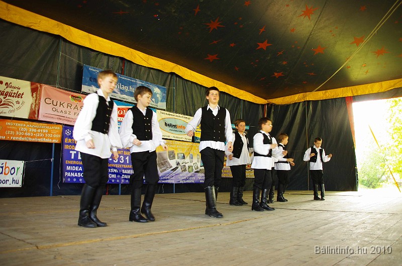varosi_majalis_fellepok_2010_083.jpg