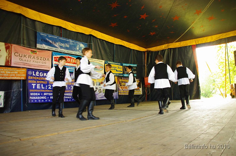 varosi_majalis_fellepok_2010_084.jpg