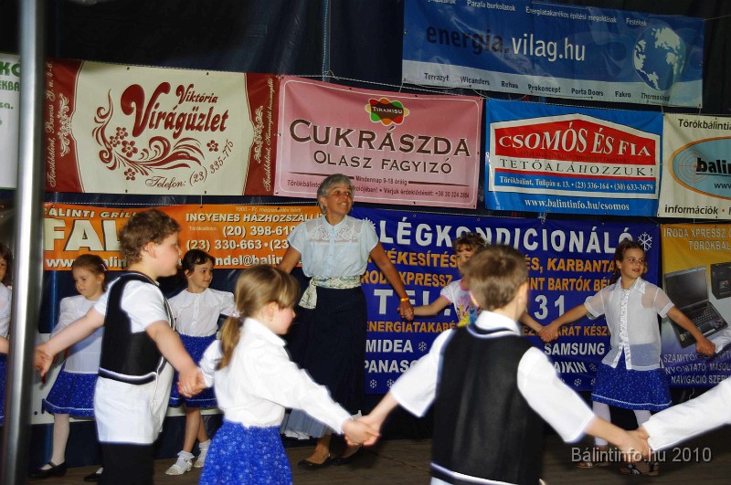 varosi_majalis_fellepok_2010_094.jpg