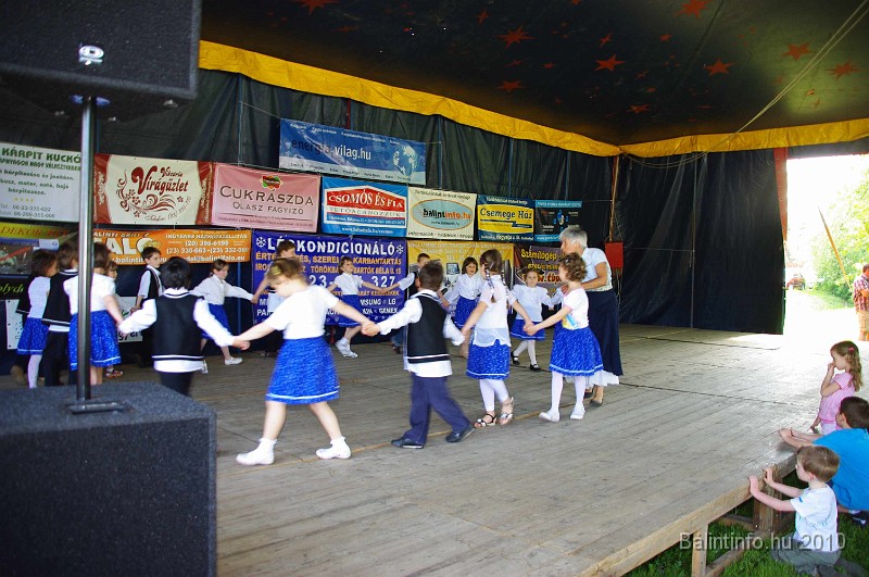 varosi_majalis_fellepok_2010_095.jpg
