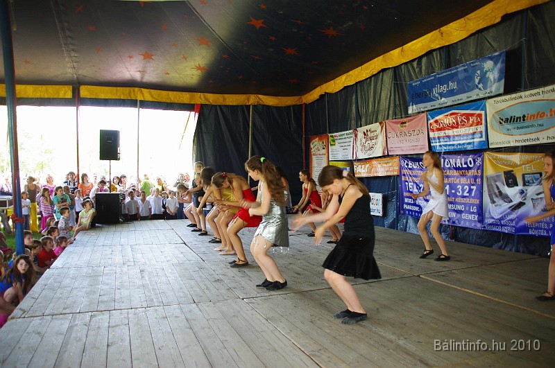 varosi_majalis_fellepok_2010_100.jpg