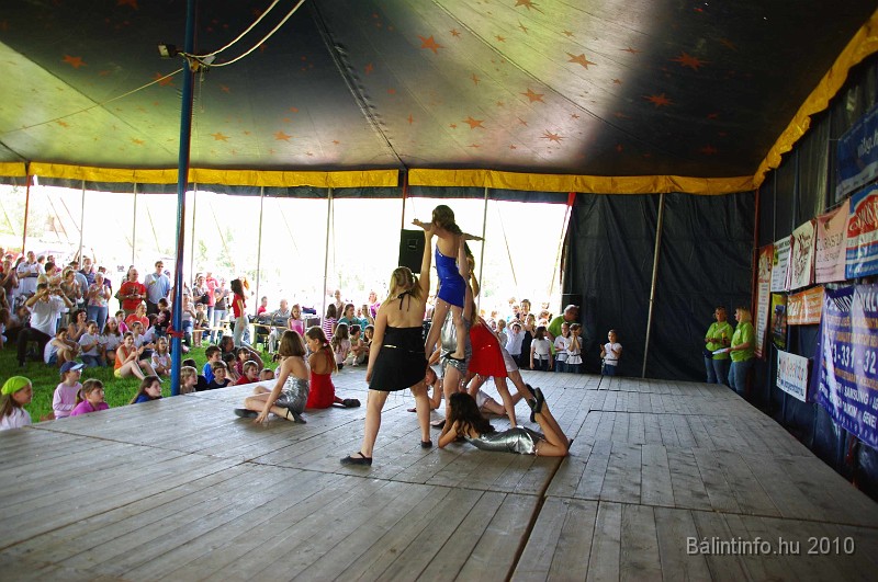 varosi_majalis_fellepok_2010_112.jpg