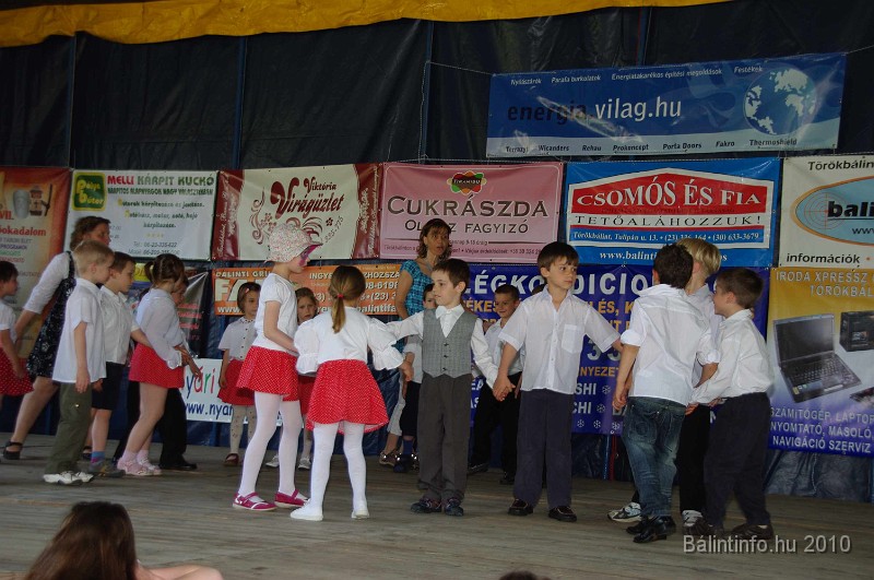 varosi_majalis_fellepok_2010_113.jpg