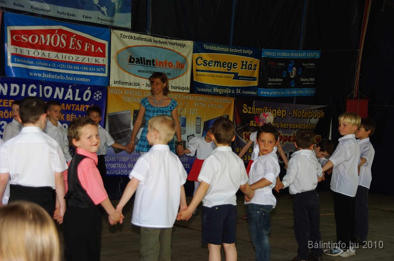 varosi_majalis_fellepok_2010_115.jpg