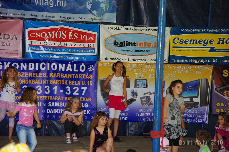 varosi_majalis_fellepok_2010_122.jpg