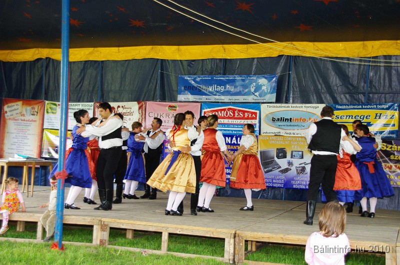 varosi_majalis_fellepok_2010_150.jpg